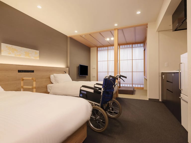 MIMARU Kyoto Shinmachi Sanjo accessible room OMD36333 Edit 43s 768x576