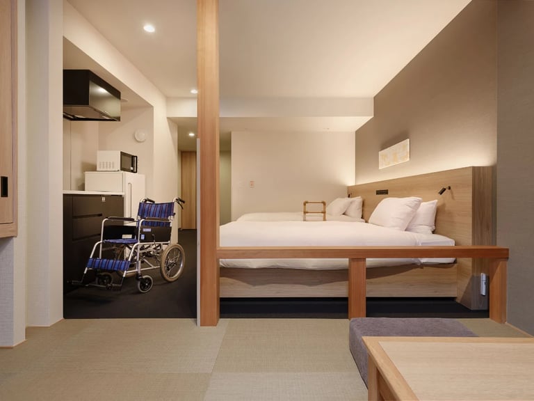 MIMARU Kyoto Shinmachi Sanjo accessible room OMD36350 Edit 43s 768x576