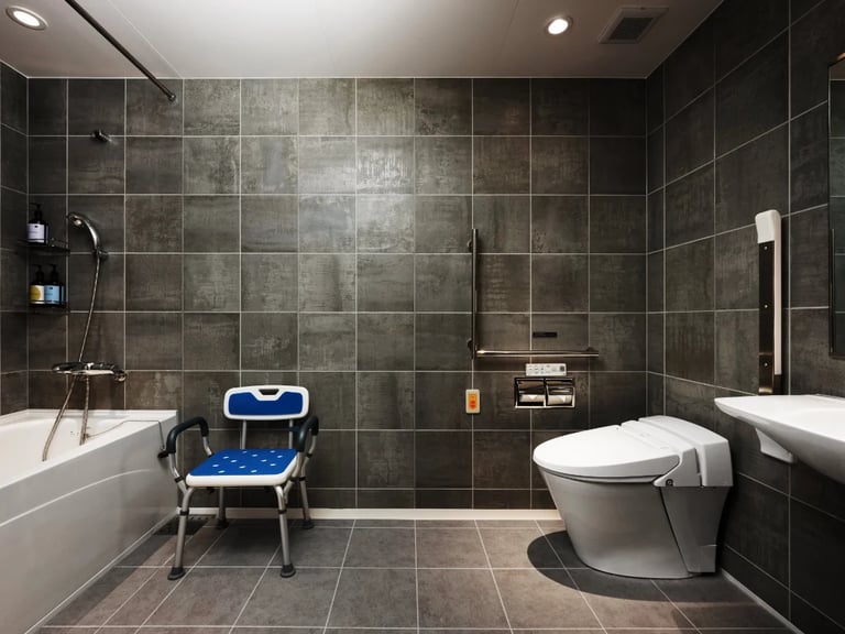 MIMARU Tokyo Station East accessible room  06 43s 768x576