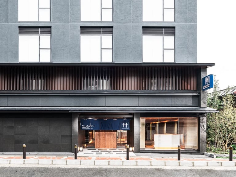 Wheelchair accessible room at Mimaru Kyoto Kawaramachi Gojo Entrance 01 43s 768x576