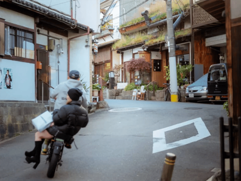 accessible karahori food tour quiet retro backstreet scene 768x576