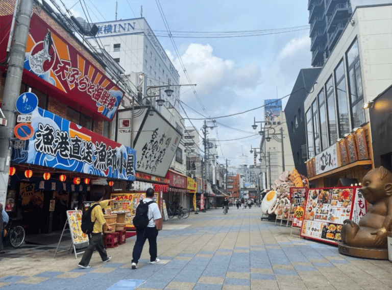 accessible osaka shinsekai daytime tour seafood restaurant street 768x569