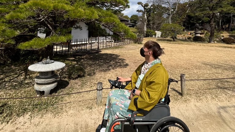 wheelchair kimono 768x432