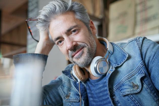 capelli grigi