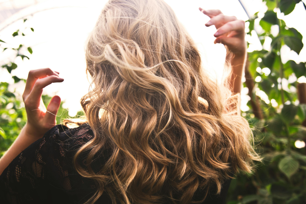 Cambio di stagione e caduta di capelli