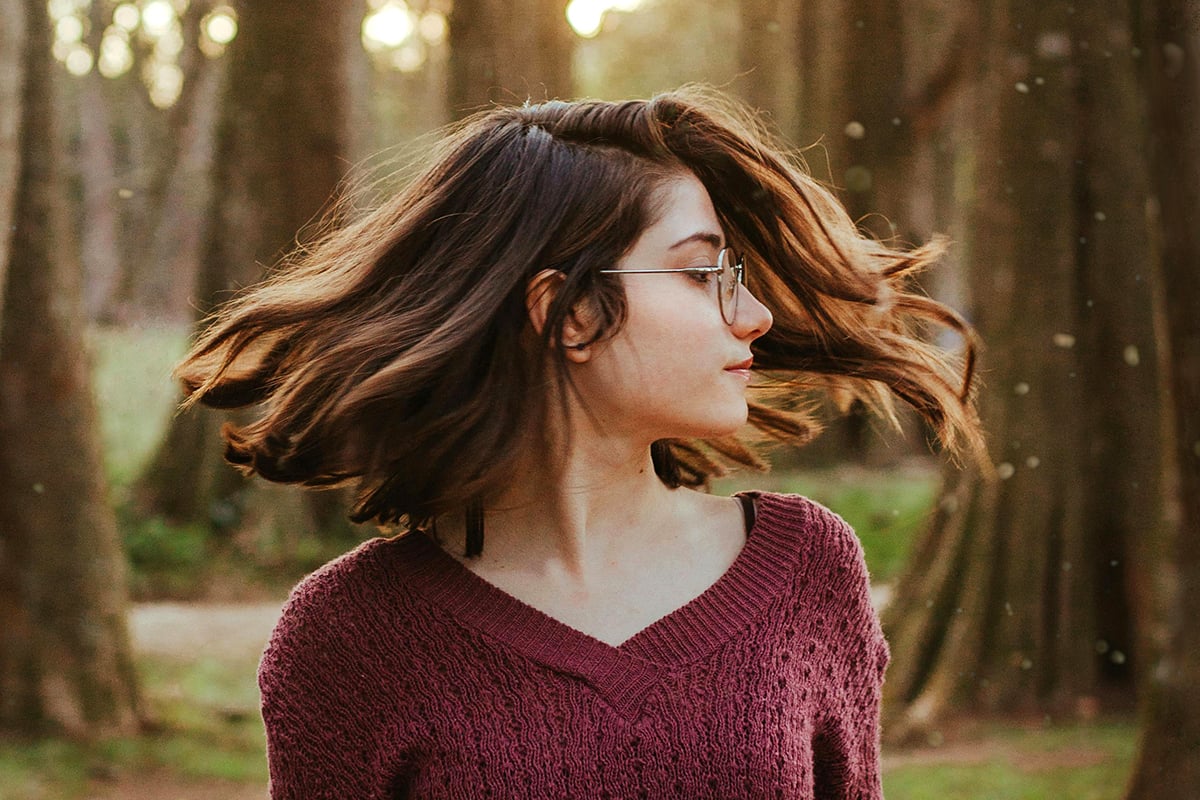 Curare i capelli in autunno: rimedi efficaci e trattamenti naturali