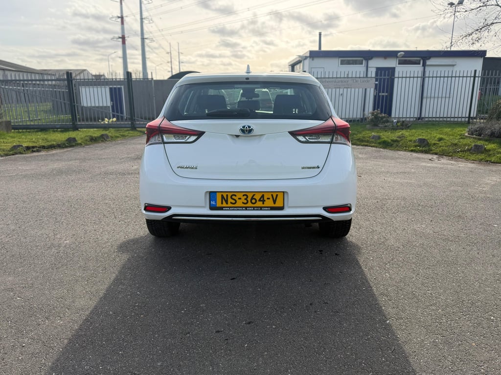 TOYOTA AURIS - Image 14