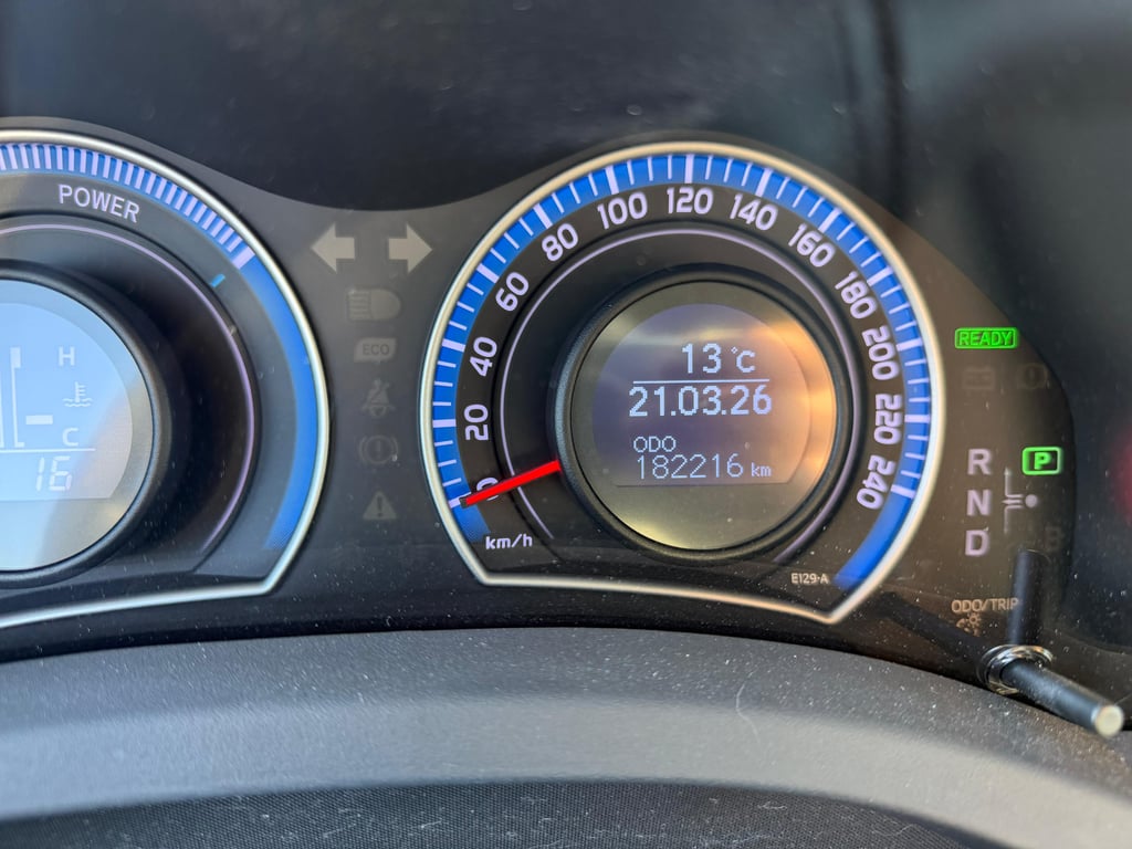 TOYOTA AURIS - Image 22