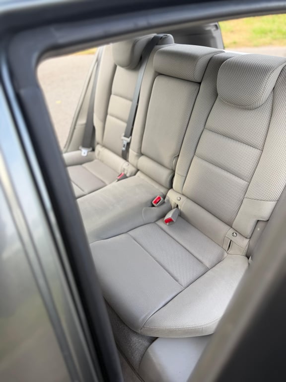 HONDA INSIGHT - Image 11