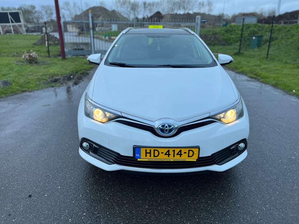 TOYOTA, AURIS TOURING SPORTS