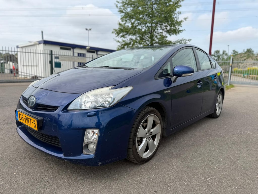 TOYOTA AURIS - Image 7