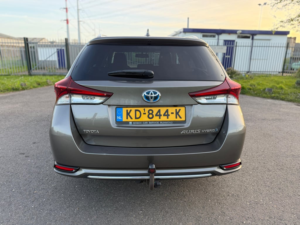 TOYOTA AURIS TOURING SPORTS - Image 7