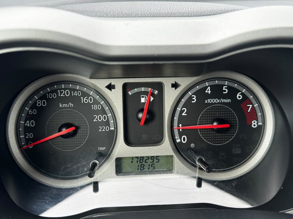 NISSAN NOTE - Image 14