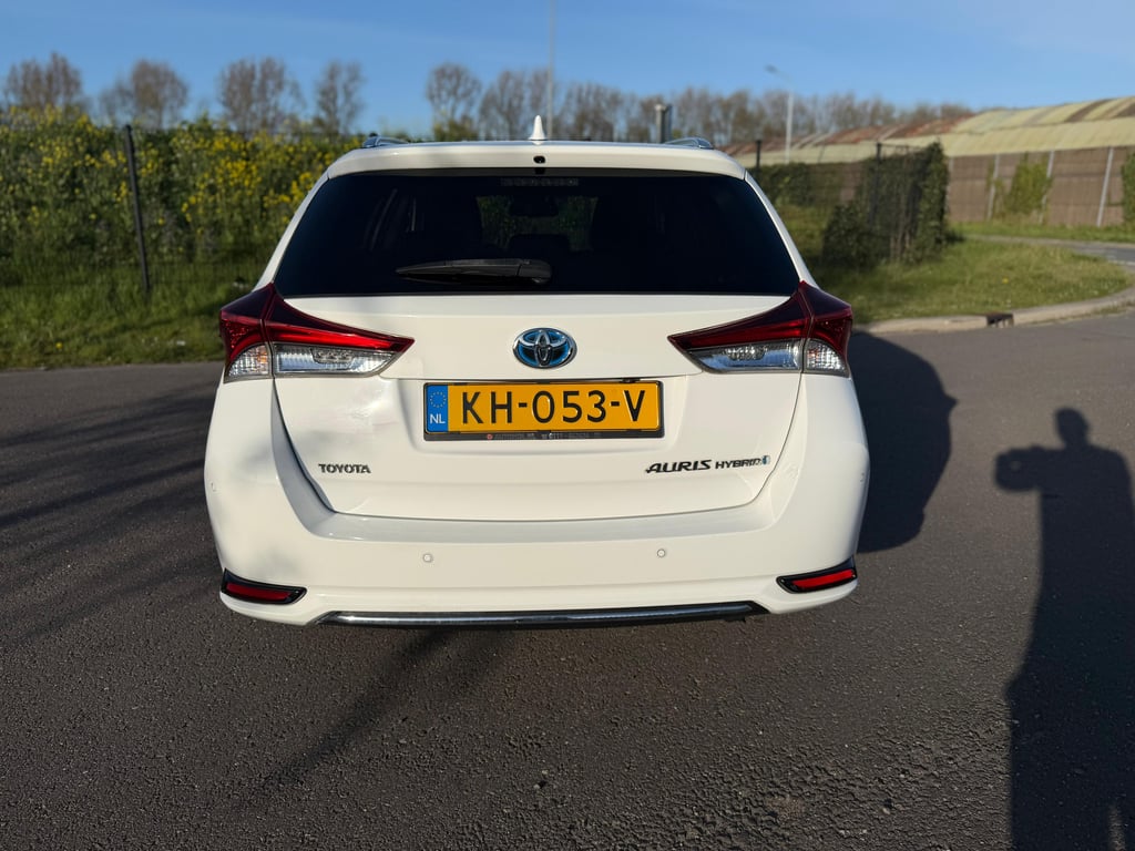 TOYOTA AURIS TOURING SPORTS - Image 7