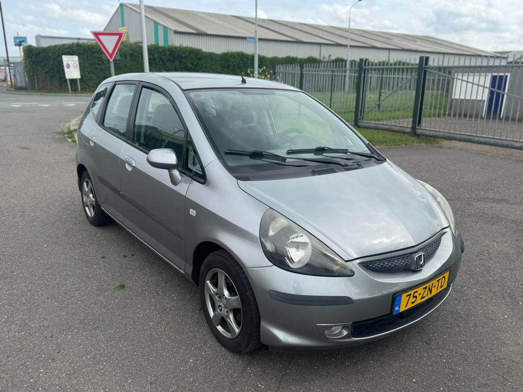HONDA JAZZ - Image 2