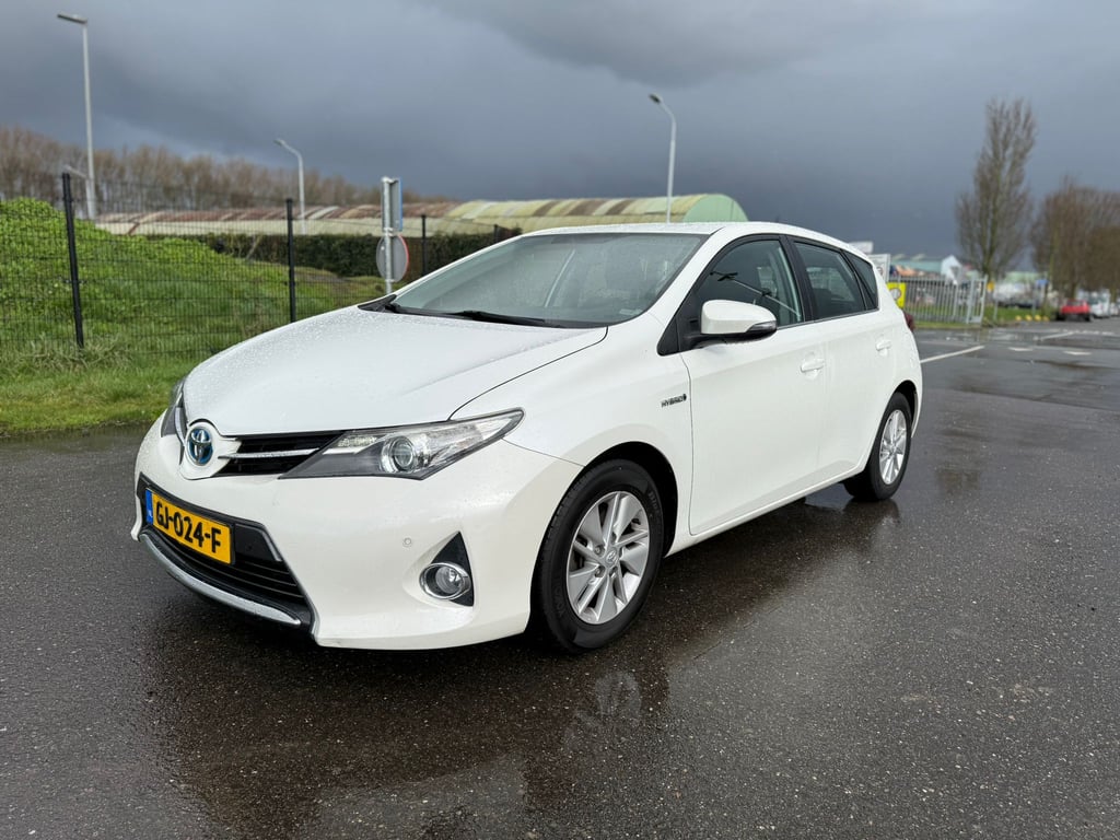 TOYOTA AURIS - Image 4