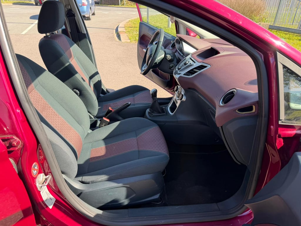 FORD FIESTA - Image 14