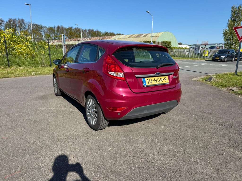 FORD FIESTA - Image 7