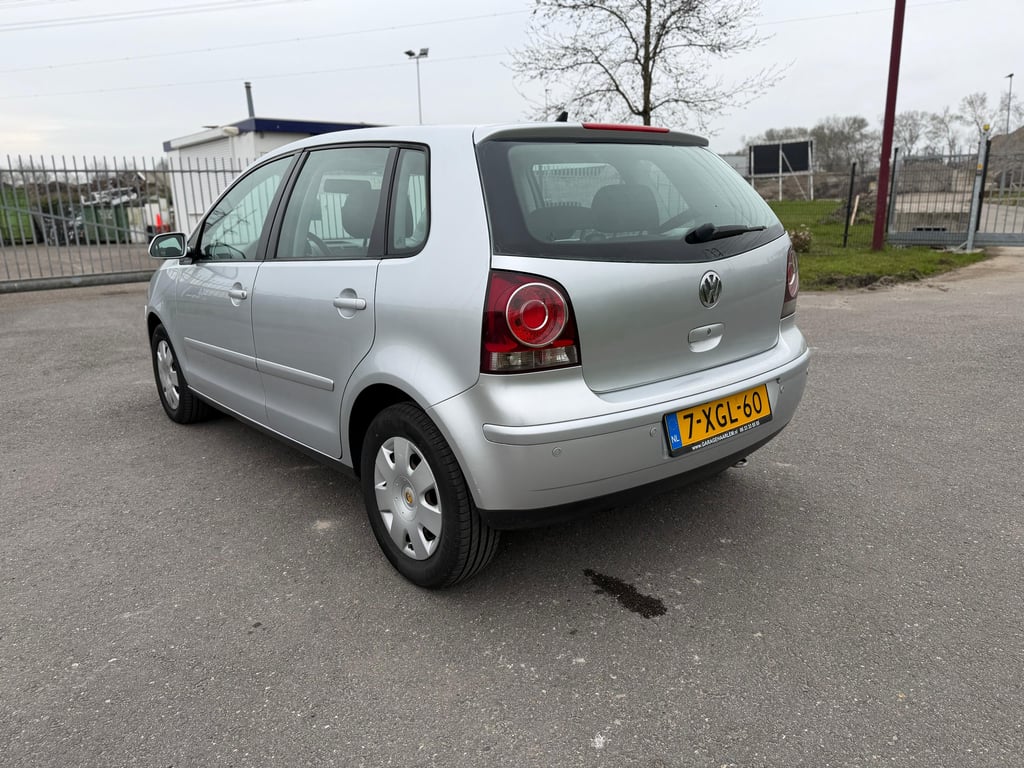 VOLKSWAGEN POLO - Image 7