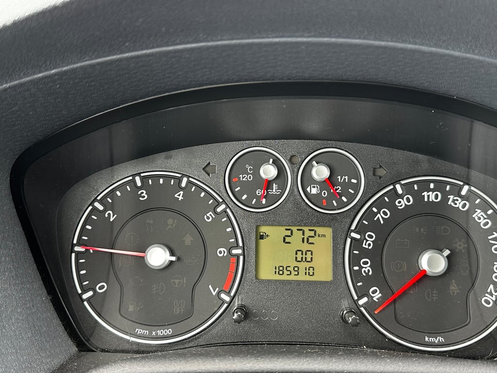 FORD FUSION - Image 15