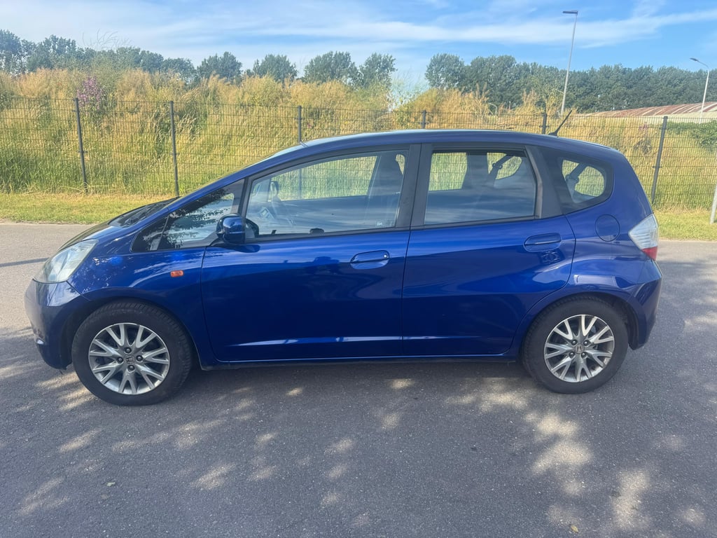 HONDA JAZZ - Image 8