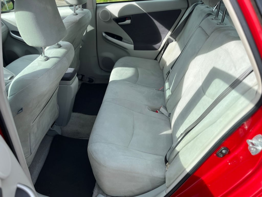 TOYOTA PRIUS - Image 11