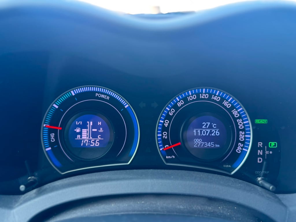 TOYOTA AURIS - Image 15
