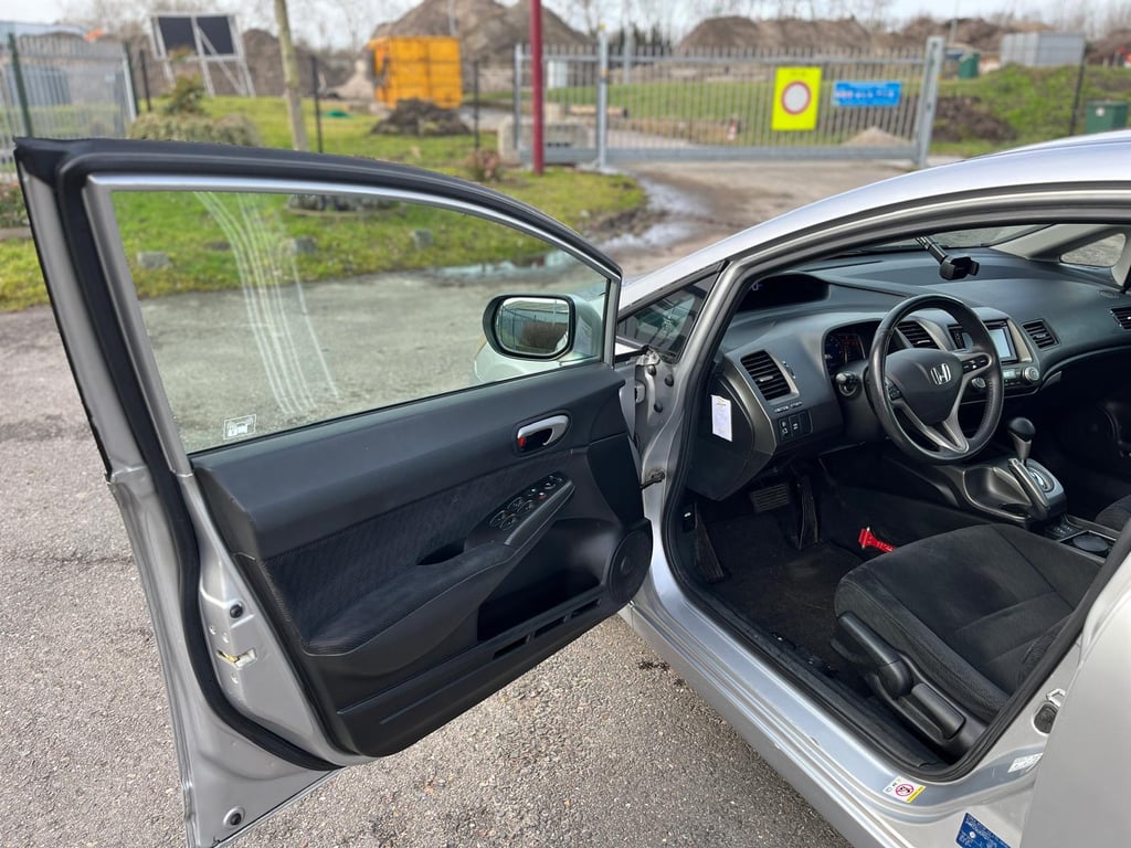 HONDA CIVIC - Image 23