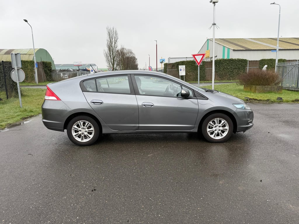 HONDA INSIGHT - Image 5
