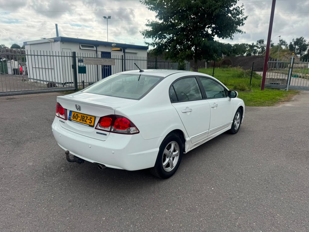 HONDA CIVIC - Image 5