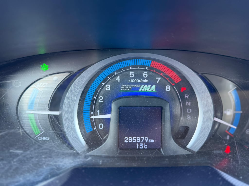 HONDA INSIGHT - Image 21