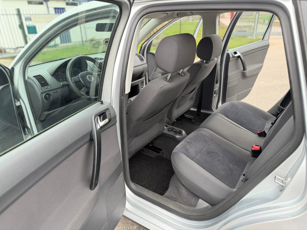 VOLKSWAGEN POLO - Image 12