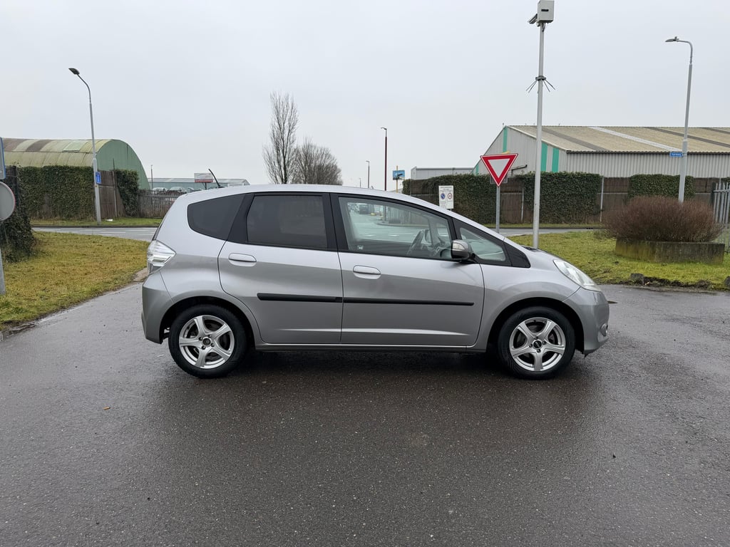 HONDA JAZZ - Image 12