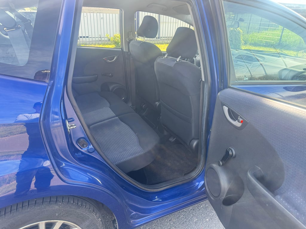 HONDA JAZZ - Image 13