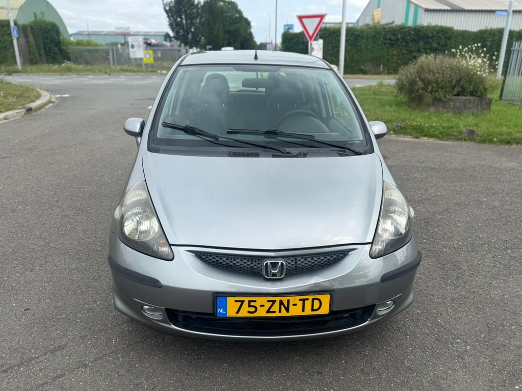 HONDA JAZZ