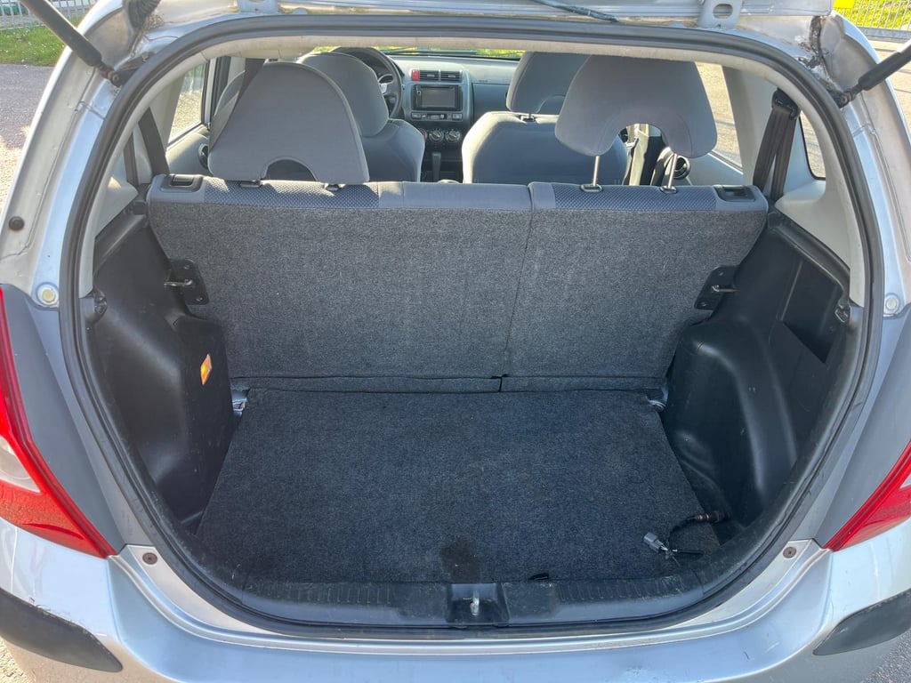 HONDA JAZZ - Image 9