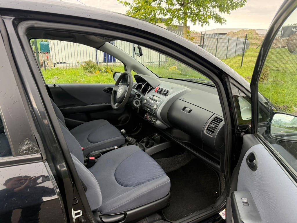 HONDA  JAZZ - Image 12