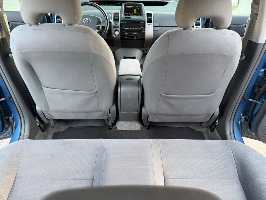 TOYOTA PRIUS - Image 15