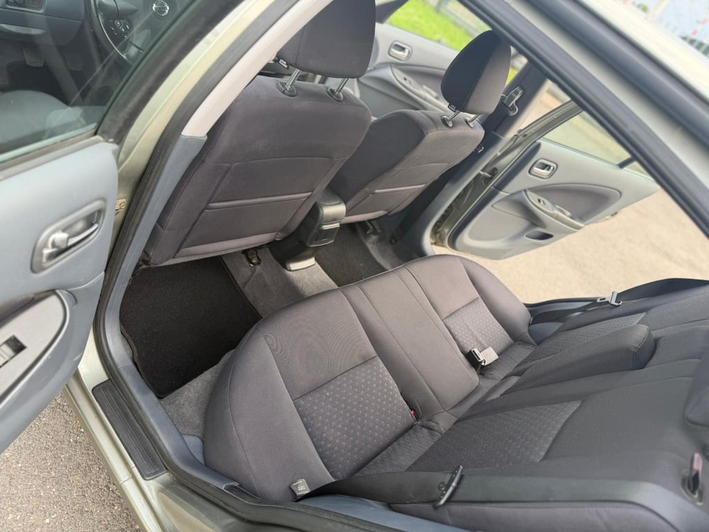 NISSAN ALMERA - Image 10