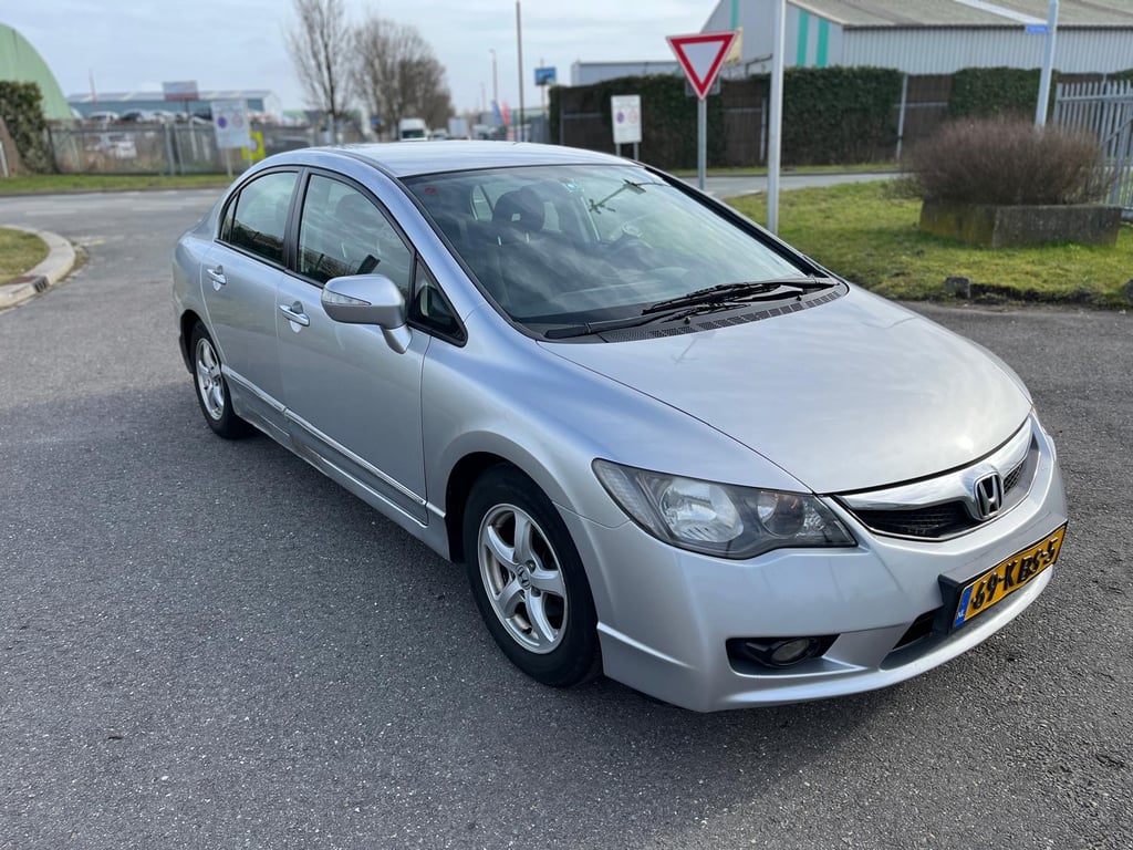 HONDA CIVIC - Image 10