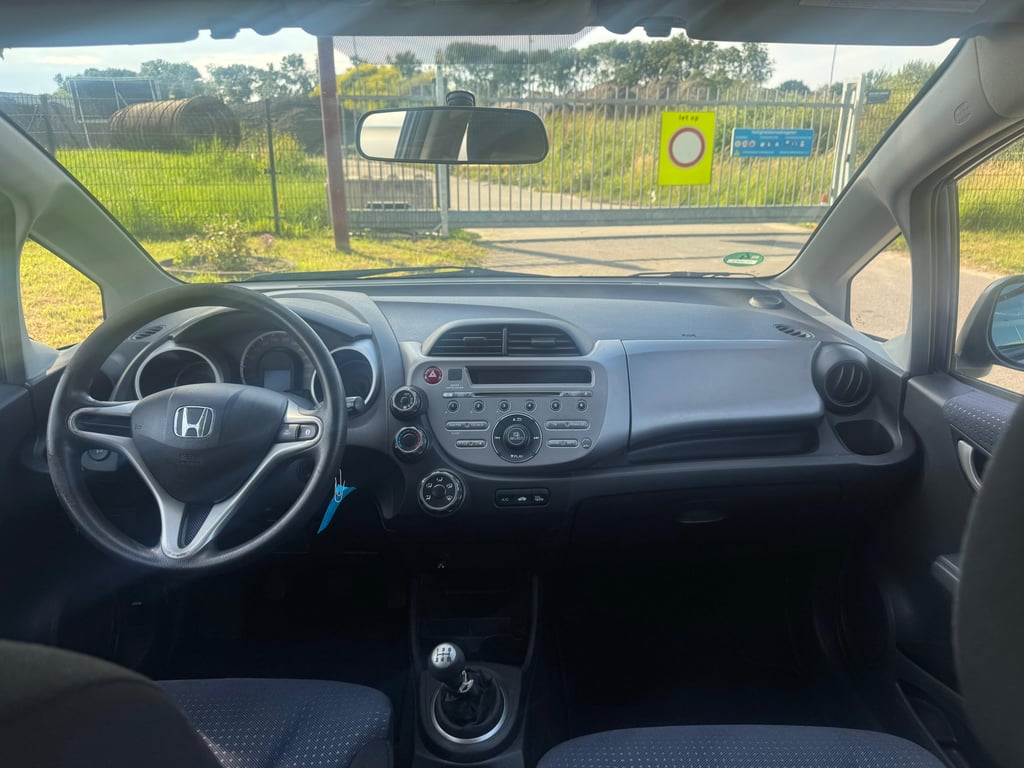HONDA JAZZ - Image 17