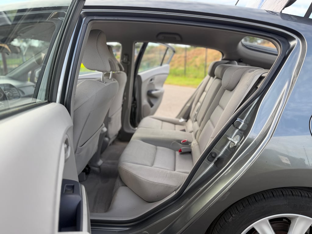 HONDA INSIGHT - Image 10