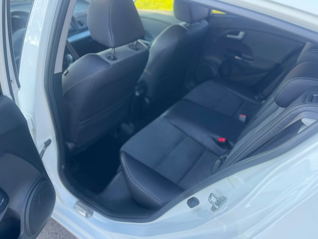 HONDA INSIGHT - Image 14