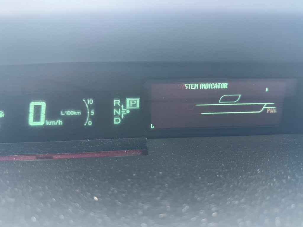TOYOTA PRIUS - Image 19