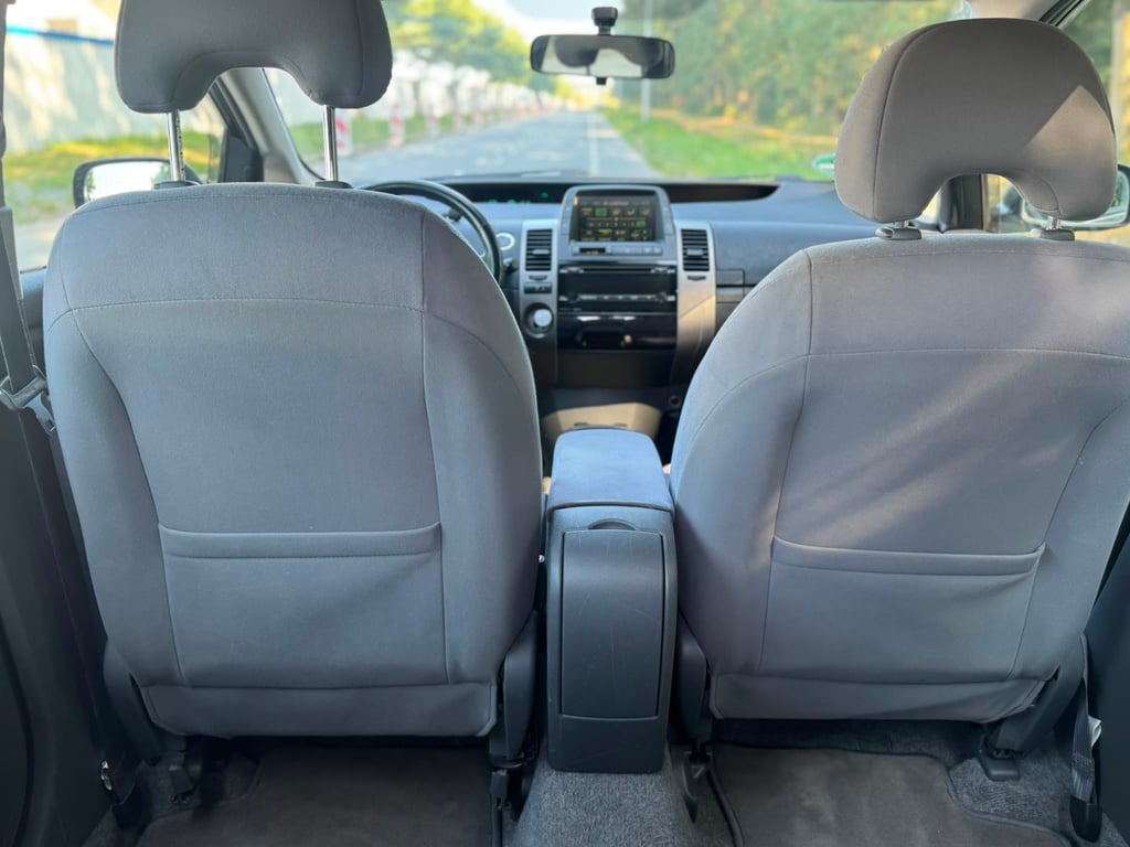 TOYOTA PRIUS - Image 19