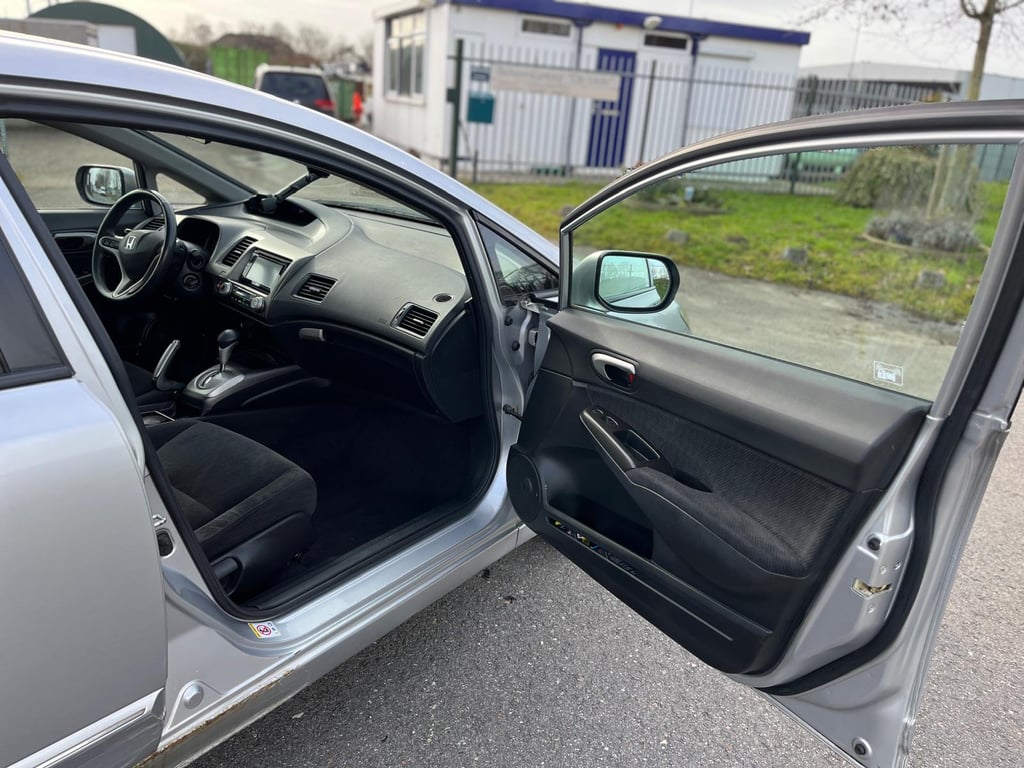 HONDA CIVIC - Image 19