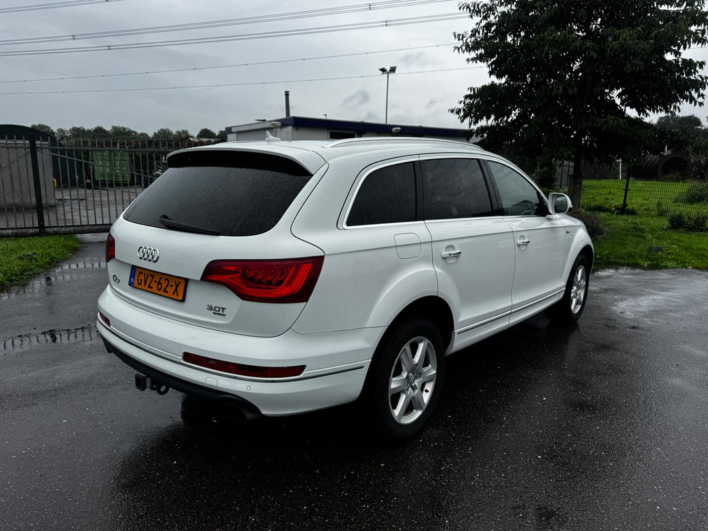 AUDI Q7 - Image 8