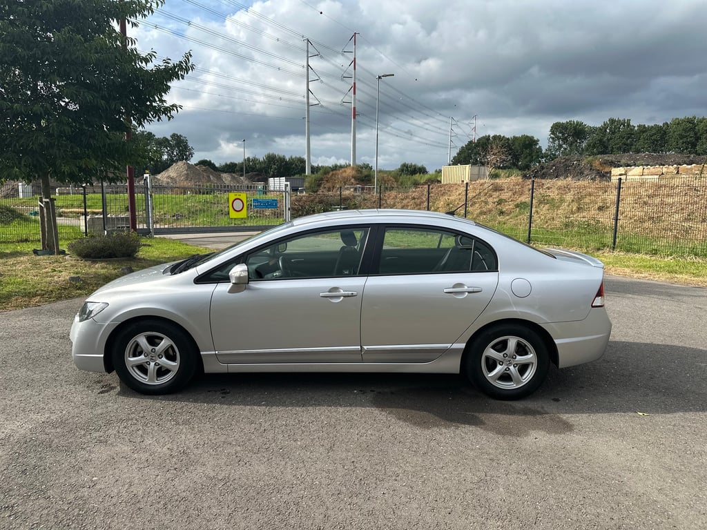 HONDA CIVIC - Image 3