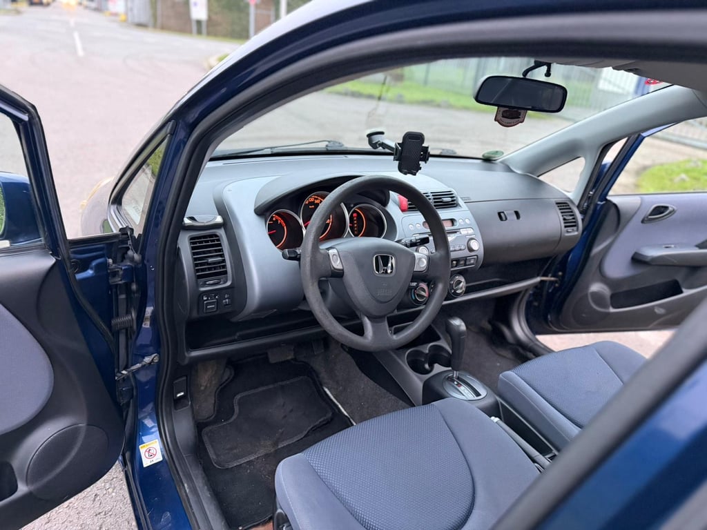 HONDA JAZZ - Image 18