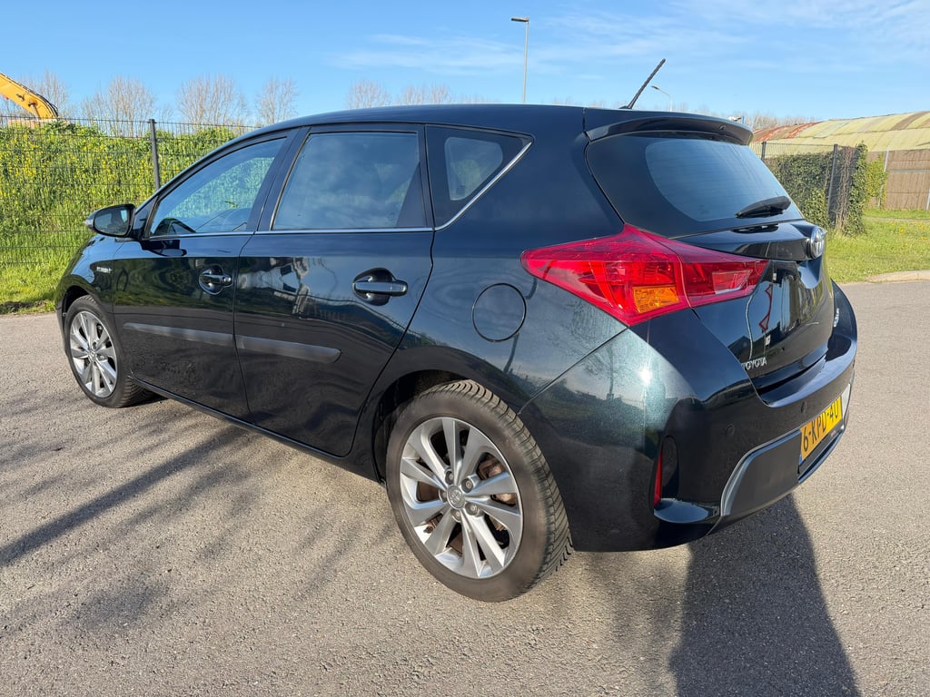 TOYOTA AURIS - Image 6